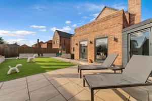 Photo 82- click for photo gallery